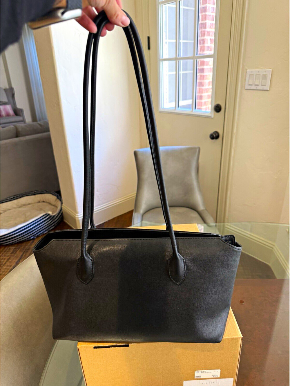Auth THE ROW Terrasse Black Leather Bag Tote Purse